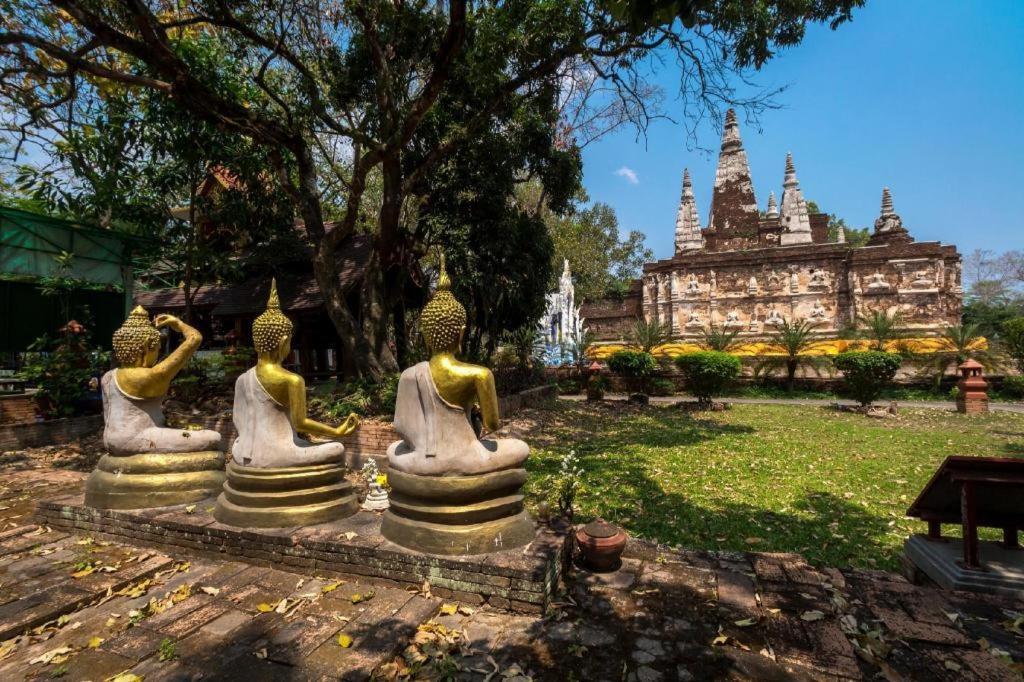 Loghome Boutique Chiang Mai Bagian luar foto