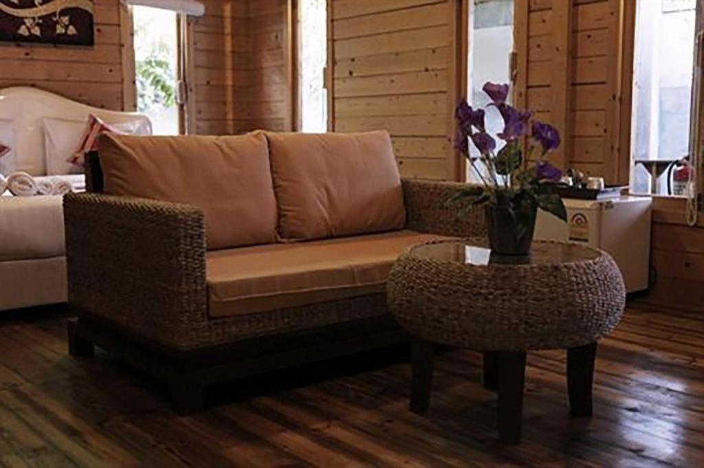 Loghome Boutique Chiang Mai Bagian luar foto